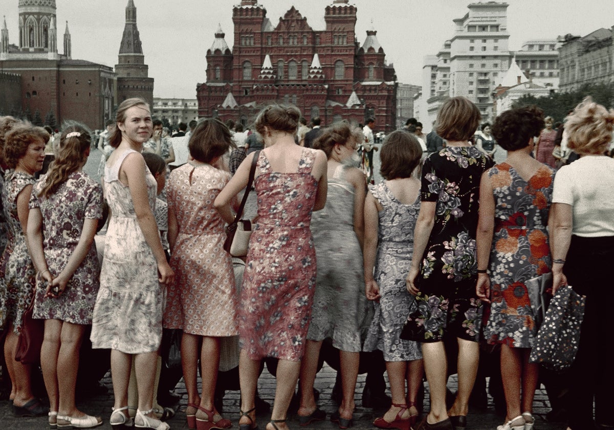 'Red Square Girls. Moscow 1981', de Savelev