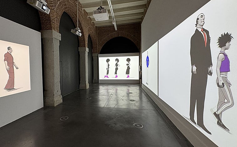 Imagen principal - en las imágenes, distintas obras de la muestra de Javier de Juan en CondeDuque