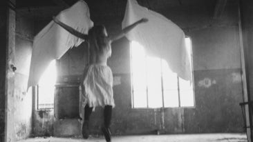 Francesca Woodman y Julia Margaret Cameron