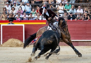 Diego Ventura, por la puerta grande en la mixta de Valencia
