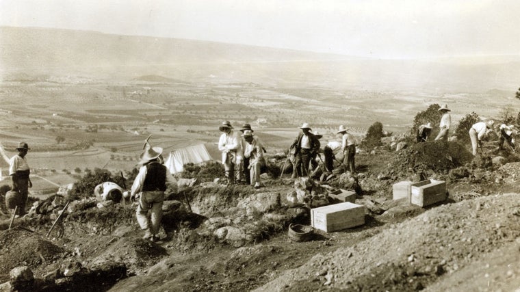 Excavaciones de 1928 en La Bastida de les Alcusses