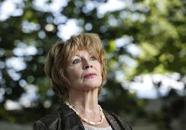 Edna O'Brien, audaz cronista de la vida de las mujeres, muere a los 93 años