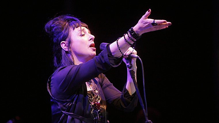 Mísia, durante una actuación