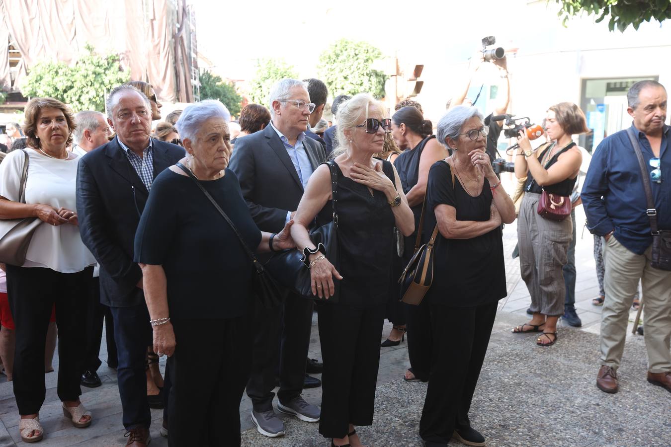 Entierro del torero Paco Camino en Camas