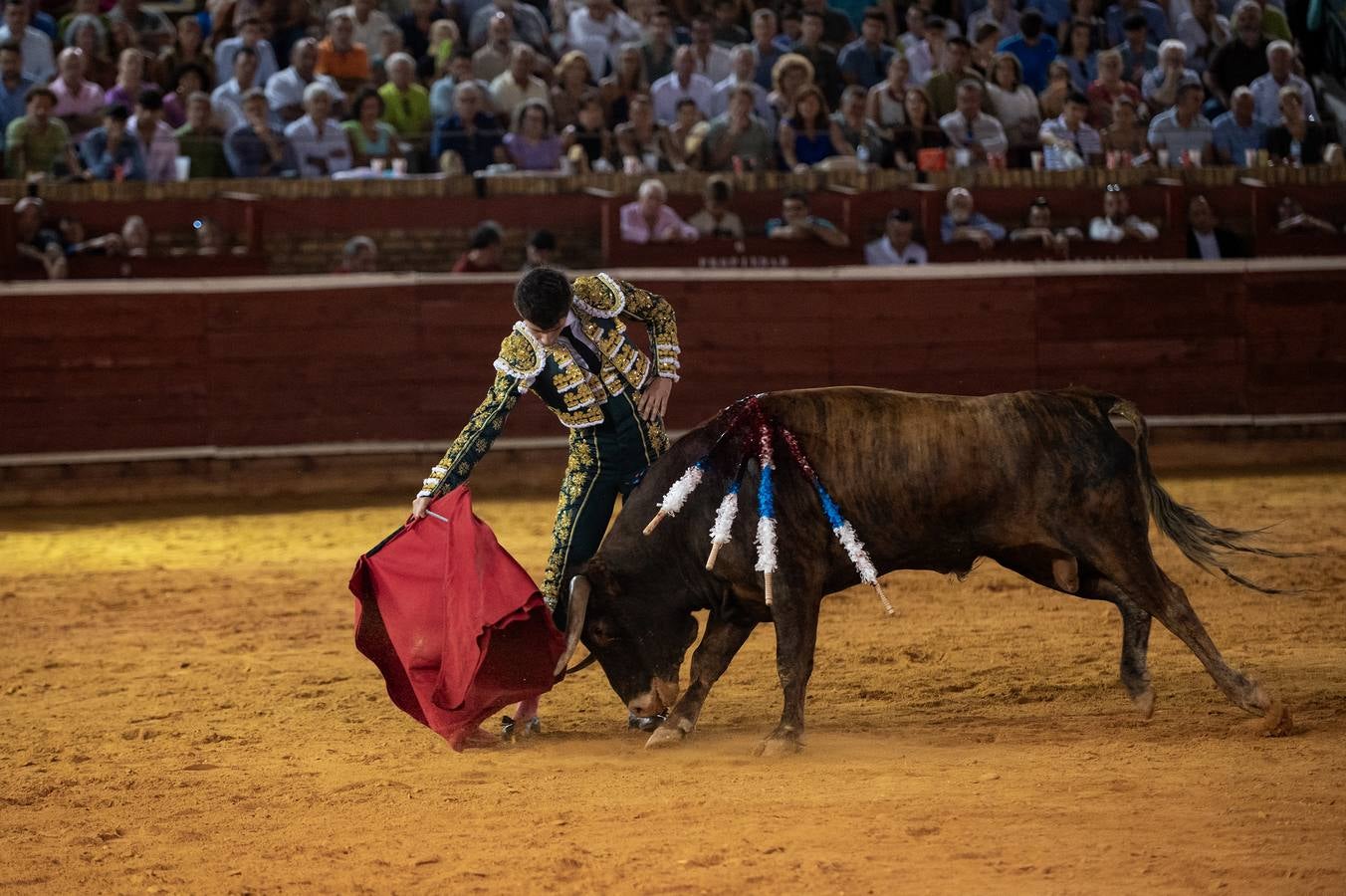 Carlos Tirado fue despedido con una ovación