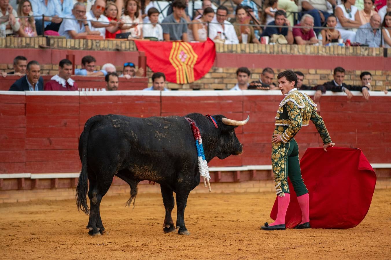 Carlos Tirado fue despedido con una ovación