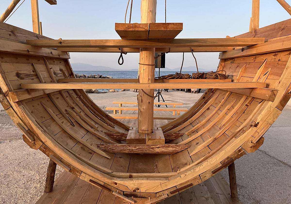 Nave 'eikorosos', parte del festival dedicado a los viajes de Ulises