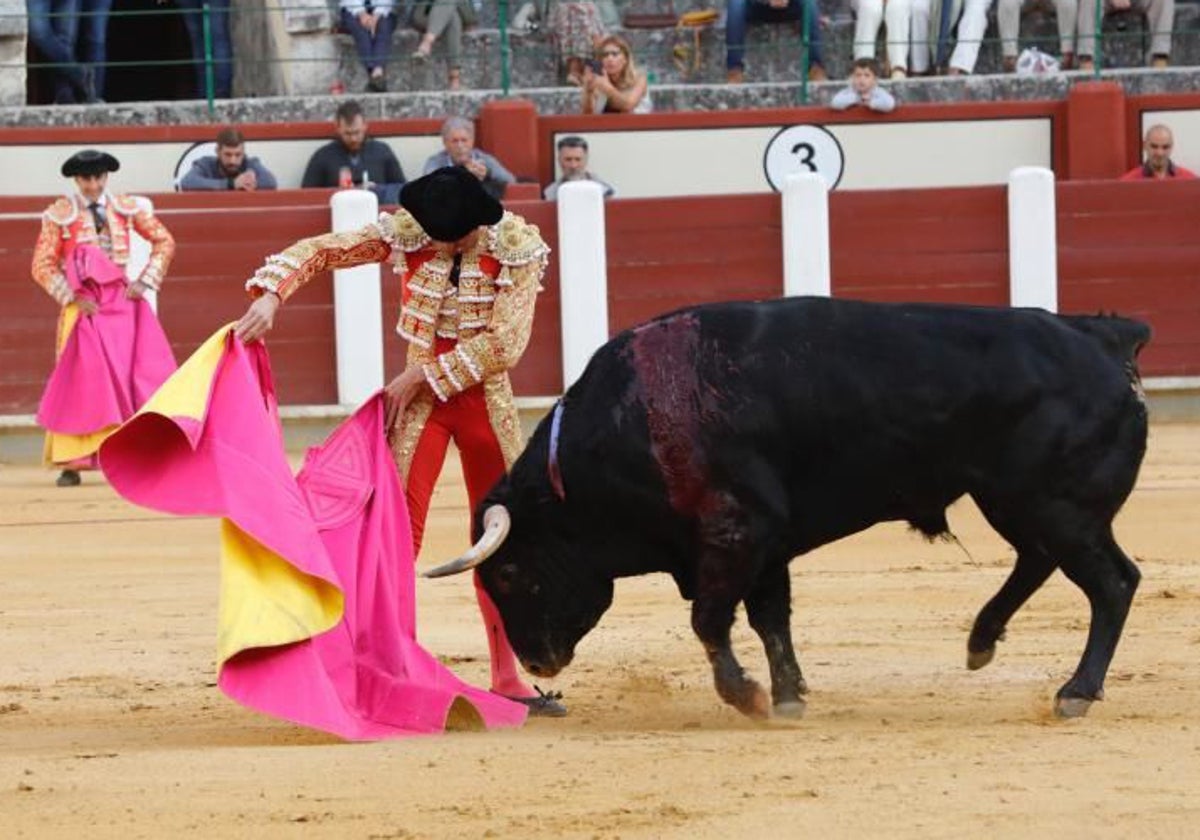 Emilio de Justo se encerrará con seis toros de Victorino en la Feria de Valladolid