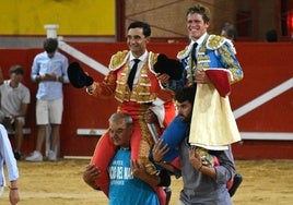 Un rotundo Borja Jiménez sale a hombros con Ureña, mientras Castella renuncia a la segunda oreja y sale andando