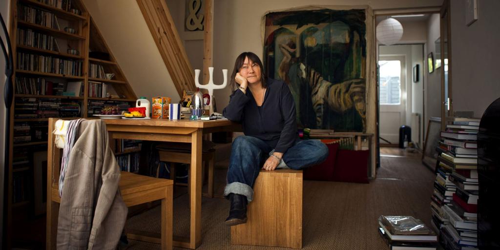 Ali Smith: “Yazmak her zaman ölülerle konuşmaktır”