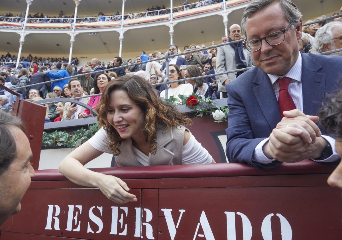 Isabel Díaz Ayuso, el pasado San Isidro en un burladero de Las Ventas