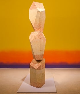 Imagen secundaria 2 - De arriba abajo, el luminoso 'There Are Other Fish in the Sea'; 'Ten fliesStearing at Each Other' y 'As Close as We Get'