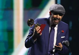 Juan Luis Guerra brilla con luz propia en la 25ª edición de los Grammy Latinos en una gala cargada de grandes artistas y música