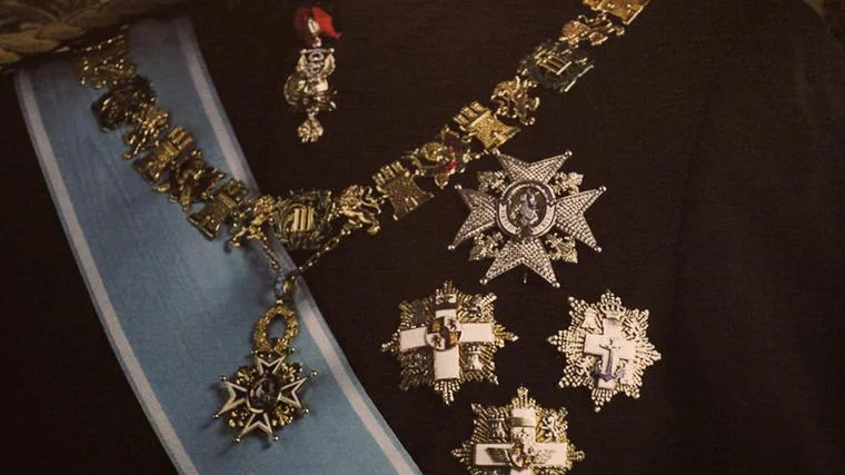 Decorations worn by the King