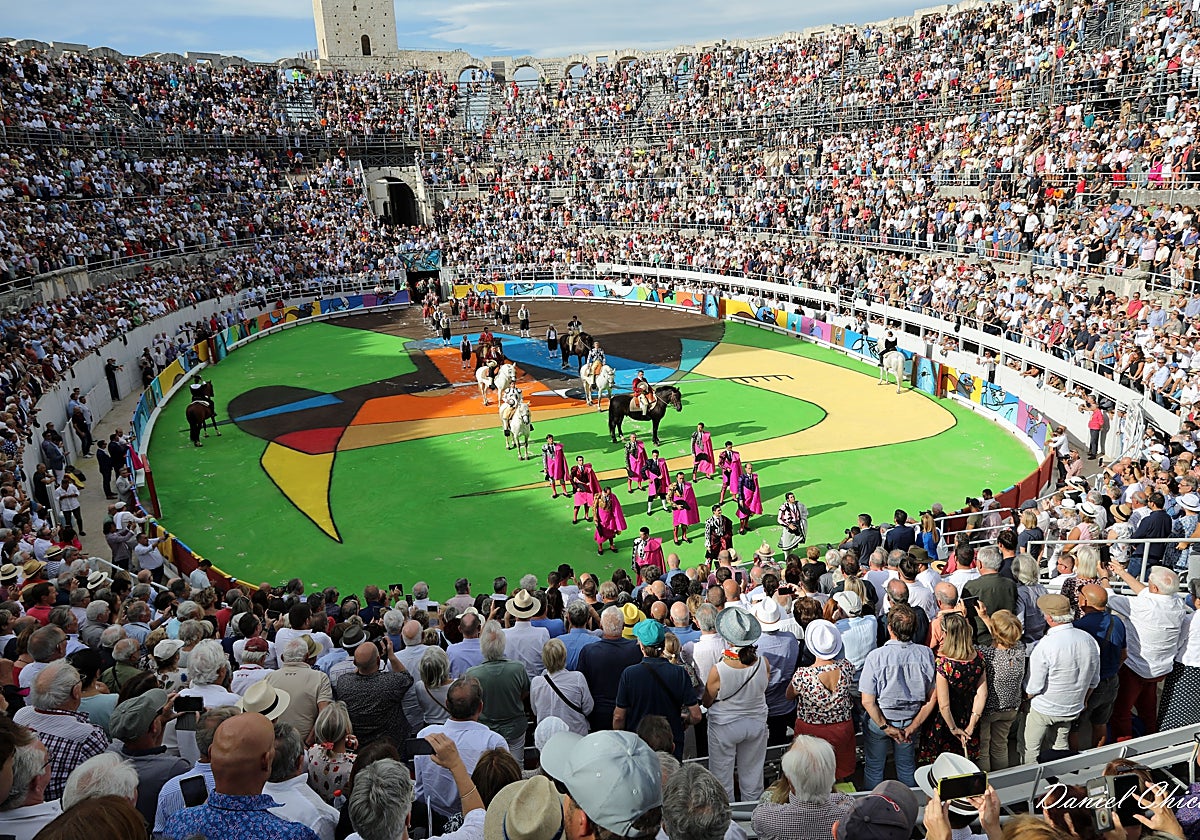 Roca Rey cierra su cartel del Domingo de Resurrección (en Arlés)