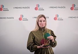 Tamara Tenenbaum gana el I premio Paidós con 'Un millón de cuartos propios'