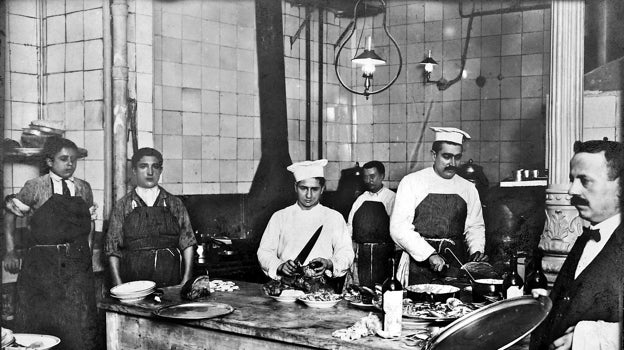 Imagen después - Cocina con luz en Madrid Fusión 2025 y cocinas del Gran Café de Puerto Rico en 1911