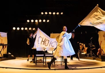 Una escena de un aborto clandestino en una obra de teatro de Londres provoca múltiples desmayos en el público