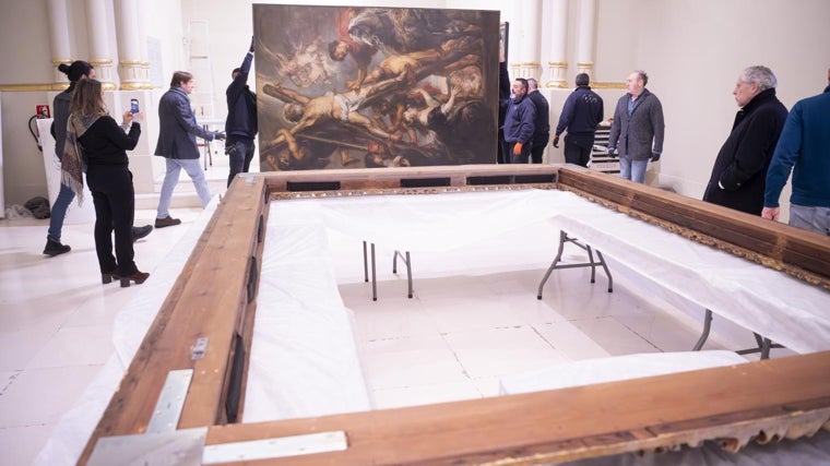 'El martirio de San Andrés', de Rubens, es embalado en dos cajas: una para la pintura y otra para el marco