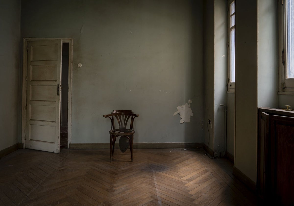 Una habitación de Velintonia, la casa abandonada de Aleixandre