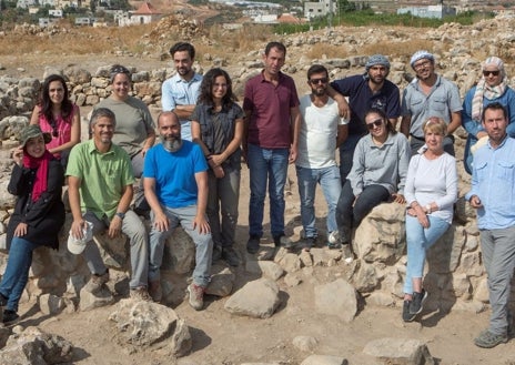 Imagen secundaria 1 - Recuperación y musealización de una casa del siglo VIII-IX a.C. en Tell el-Far'a. Restos de una casa de la Edad del Hierro (s. X a.C.). Equipo internacional de Tell el-Far'a, campaña 2019.