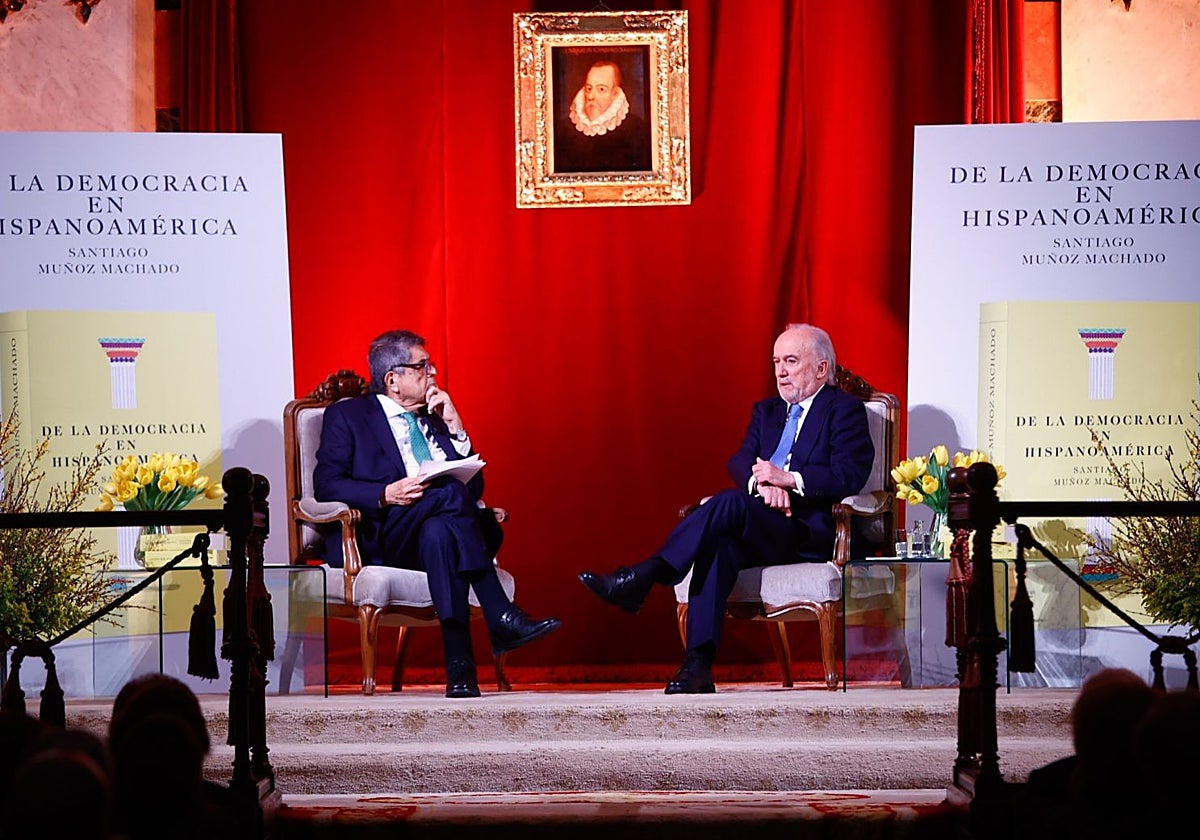 Sergio Ramírez y Santiago Muñoz Machado, en la RAE este miércoles