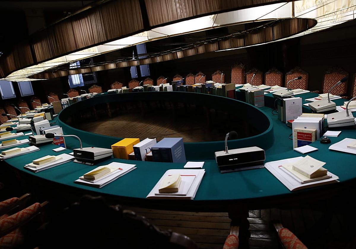Salón de Plenos de la RAE