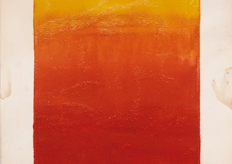 Imagen secundaria 1 - De arriba abajo, fragmento de 'Rojos distintos', obra de 1980; detalle de 'Rojos', estampa de 1979-80; y 'El amarillo' (1980)