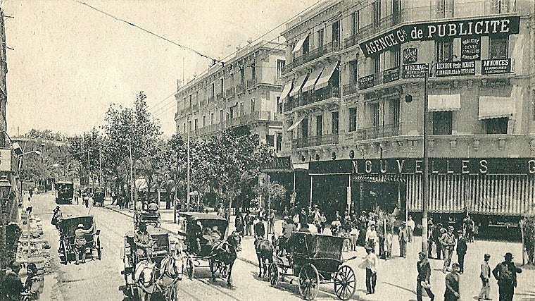 El bulevar de Seguin en Orán en una postal antigua