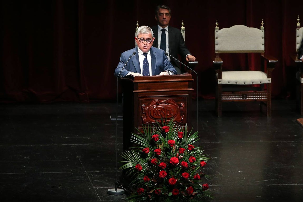 Pregón taurino de Victorino Martín en el Teatro de la Maestranza