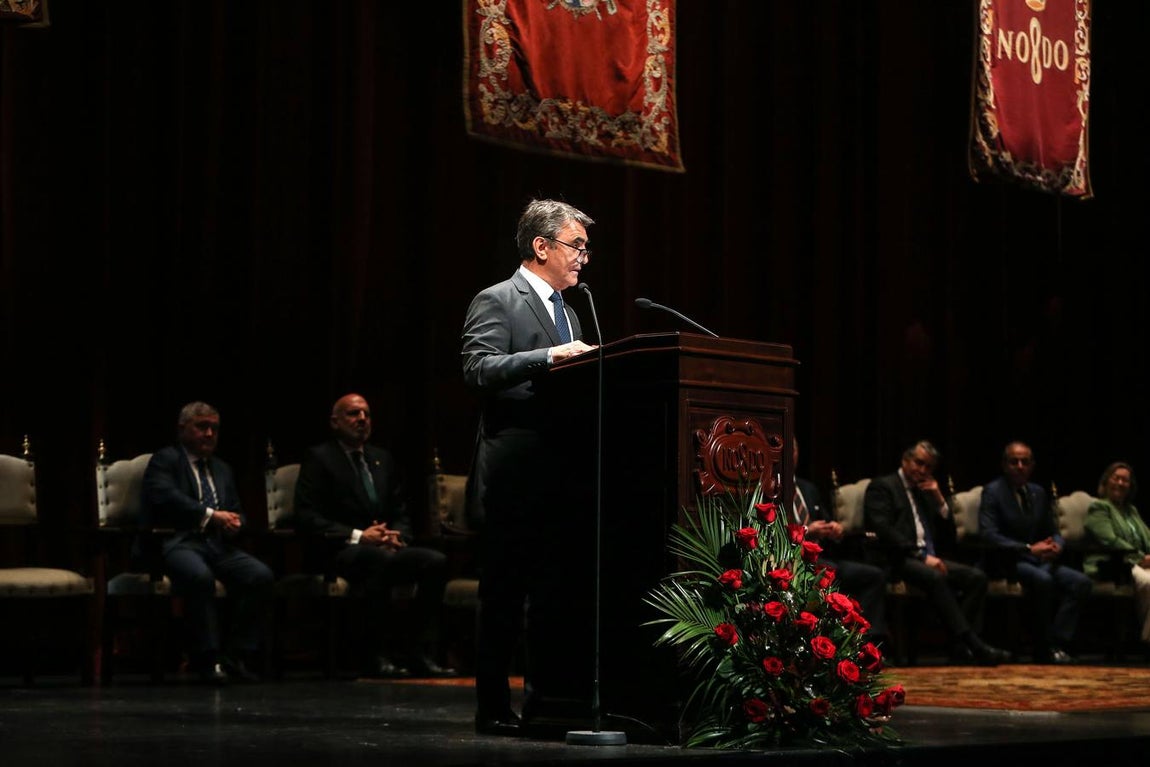 Pregón taurino de Victorino Martín en el Teatro de la Maestranza