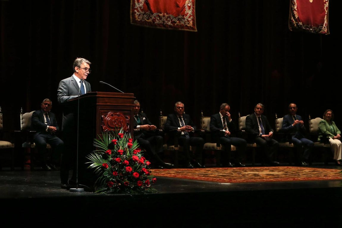 Pregón taurino de Victorino Martín en el Teatro de la Maestranza