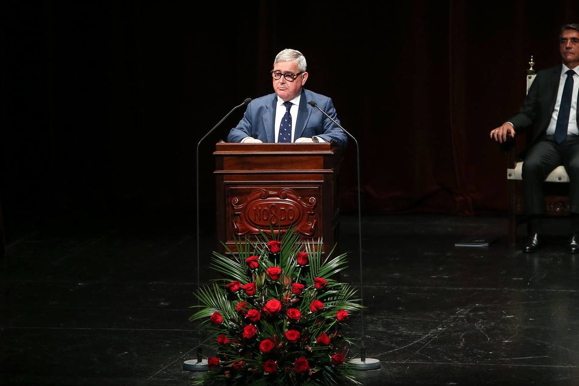 Pregón taurino de Victorino Martín en el Teatro de la Maestranza