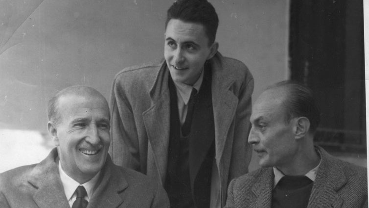 La Comunidad de Madrid ofrece al Ministerio adquirir juntos el archivo de Vicente Aleixandre y si no, lo comprará solo