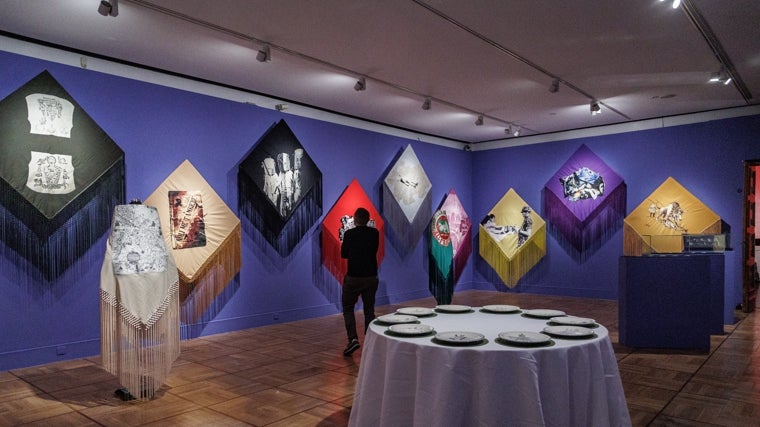 Sala dedicada a los proyectos de Filipinas en 'Sobre / About Asia'