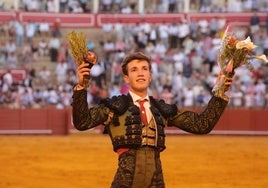 Toros en Sevilla, en directo: mano a mano para los novilleros Marco Pérez y Javier Zulueta en la Maestranza