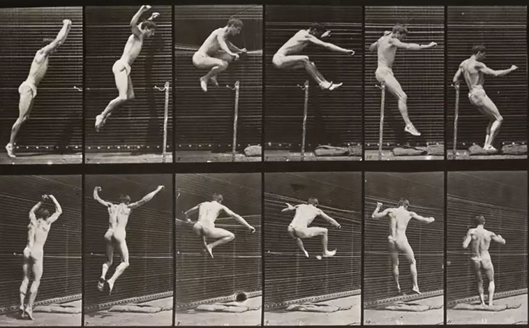 Imagen principal - En las imágenes, algunos de los experimentos de Muybridge recogidos en su exposición en el Museo Universidad de Navarra