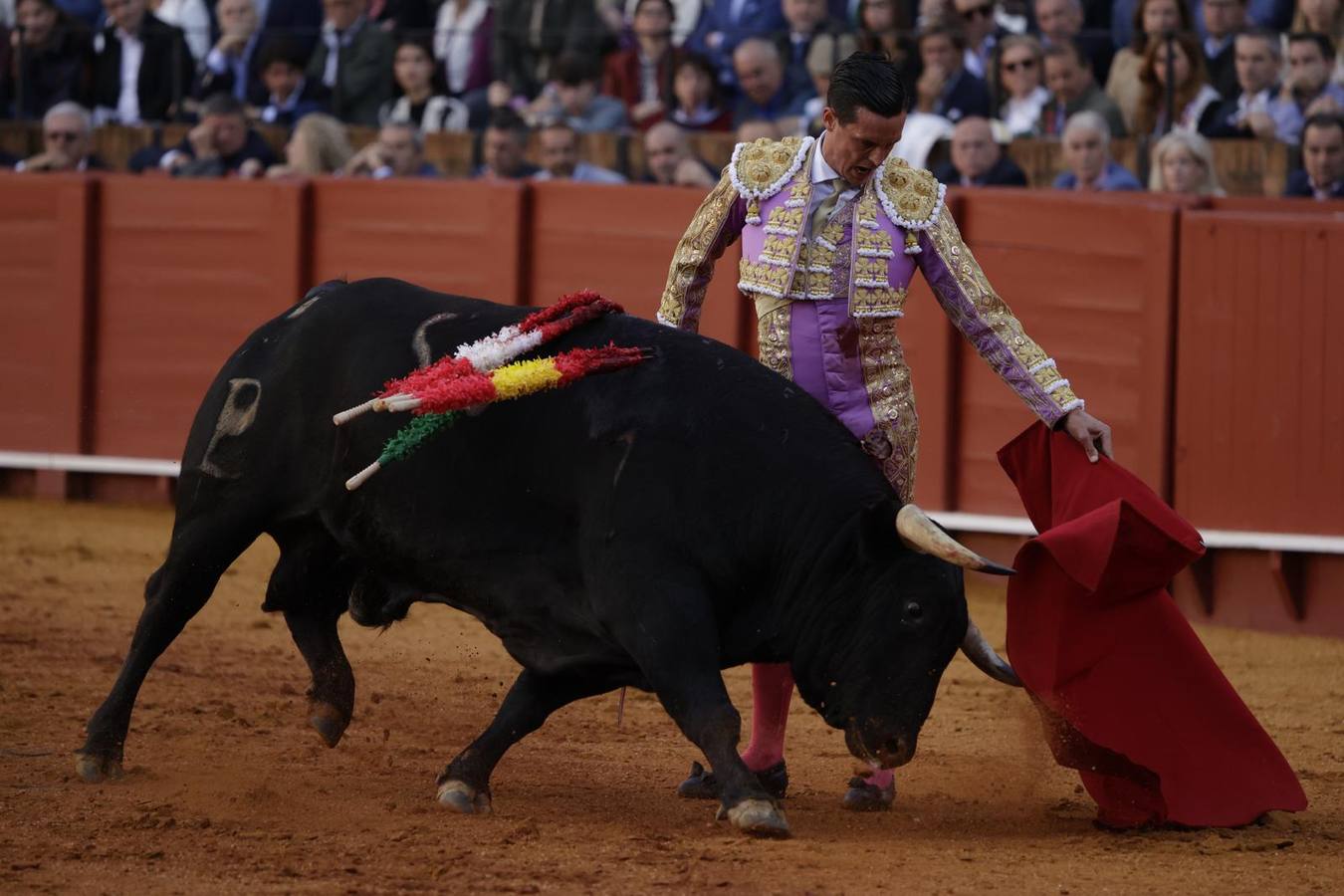 David Galván recibió una fuerte ovación del público de la Maestranza