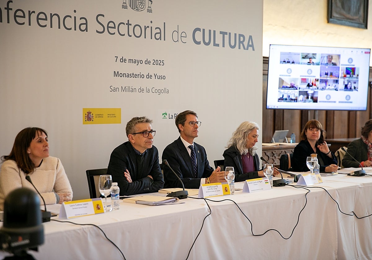 Dirigentes del Ministerio de Cultura, en San Millán de la Cogolla