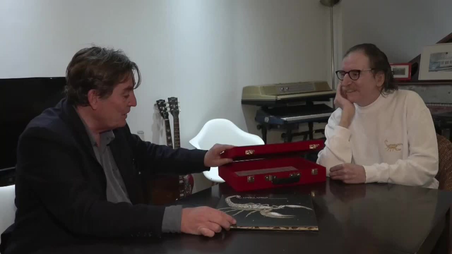 Charly García cede como legado un disco y letras de dos canciones al Instituto Cervantes