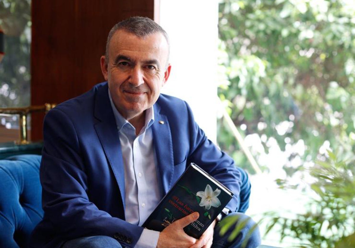 Lorenzo Silva, 'padre' de la popular pareja de Guardias Civiles