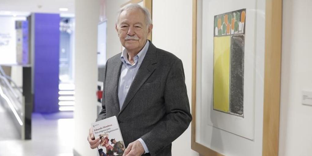 Cinco títulos esenciales de Eduardo Mendoza