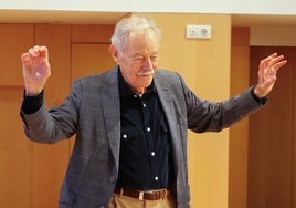 Eduardo Mendoza, premio Princesa de Asturias: «Lo que quiero para Cataluña es concordia, vino, toros, fútbol y felicidad»