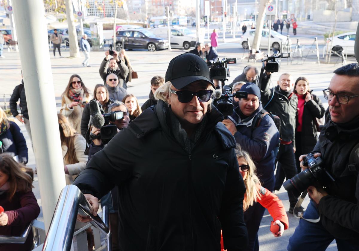 Nacho Cano demanda por injurias y calumnias a la becaria que le denunció