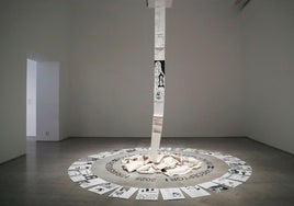 Una de las obras de Marisa González en las salas del Museo Reina Sofía