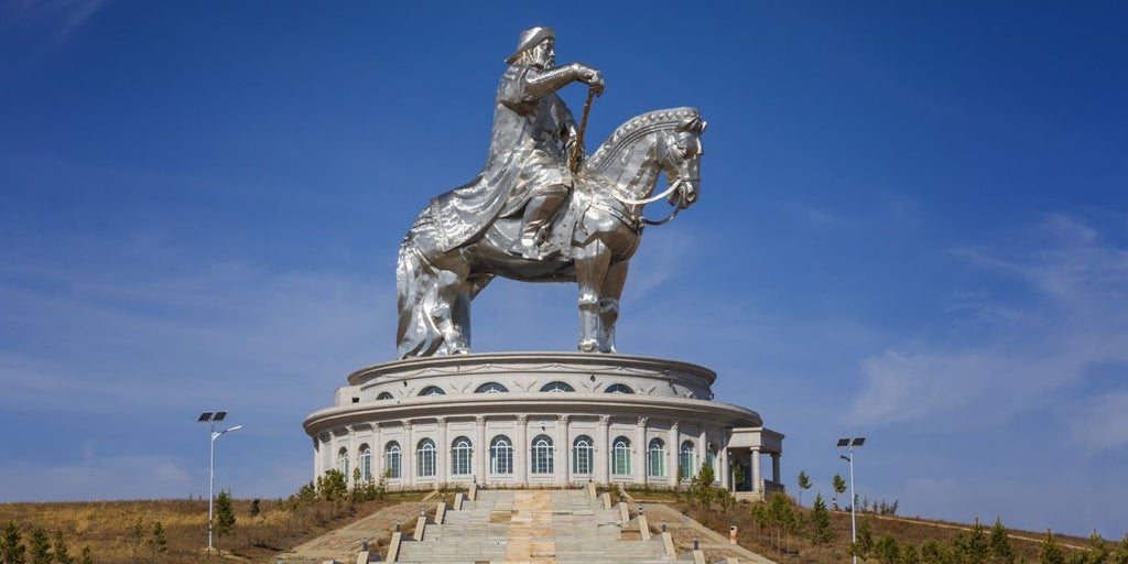 Tras las huellas del mito de Gengis Khan