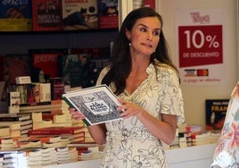 La Reina inaugura la Feria del Libro de Madrid: estos son sus libros escogidos