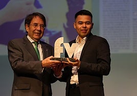 William González Guevara, premiado por su reportaje sobre las falsificaciones de Rubén Darío en ABC Cultural