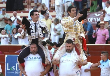 Perera y Talavante salen a hombros en la Feria de la Manzanilla de Sanlúcar de Barrameda