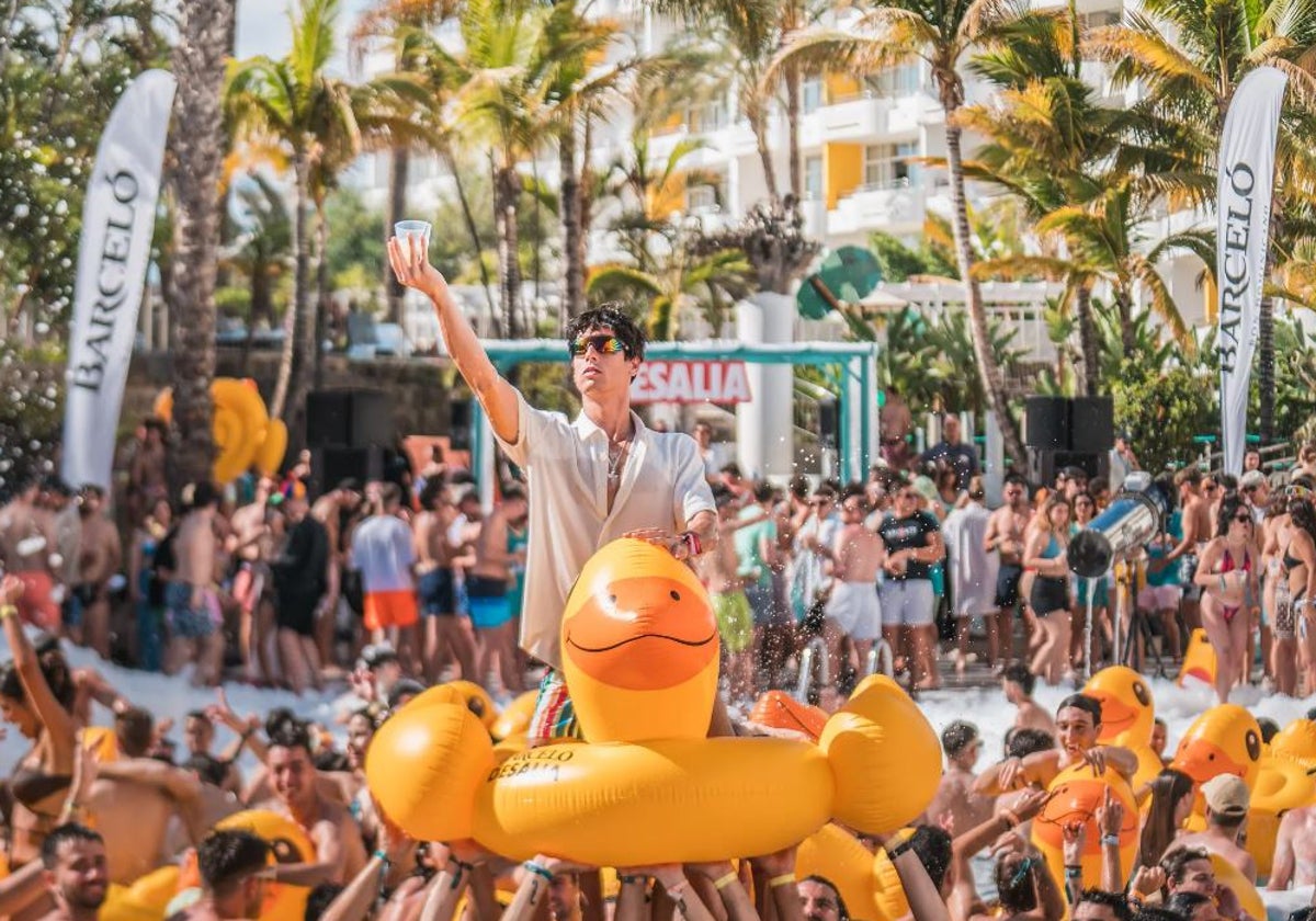 'Pool Party' en Desalia